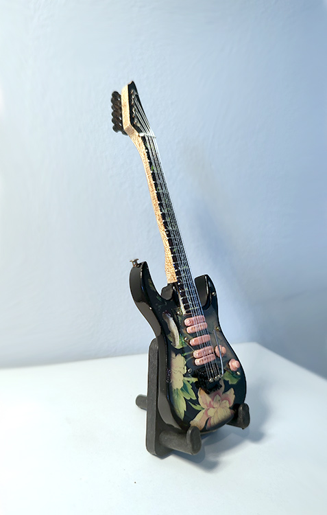 Guitare Miniature Steve Vai Flower JEM