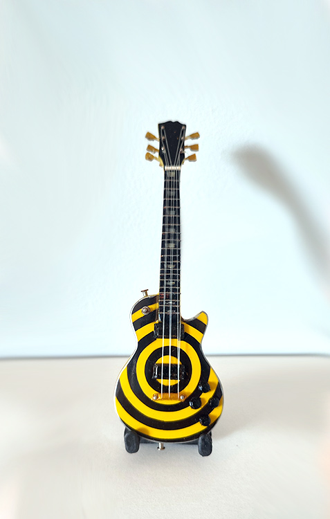 Guitare Miniature de Collection Zakk Wylde Bullseye