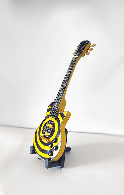 Guitare Miniature de Collection Zakk Wylde Bullseye